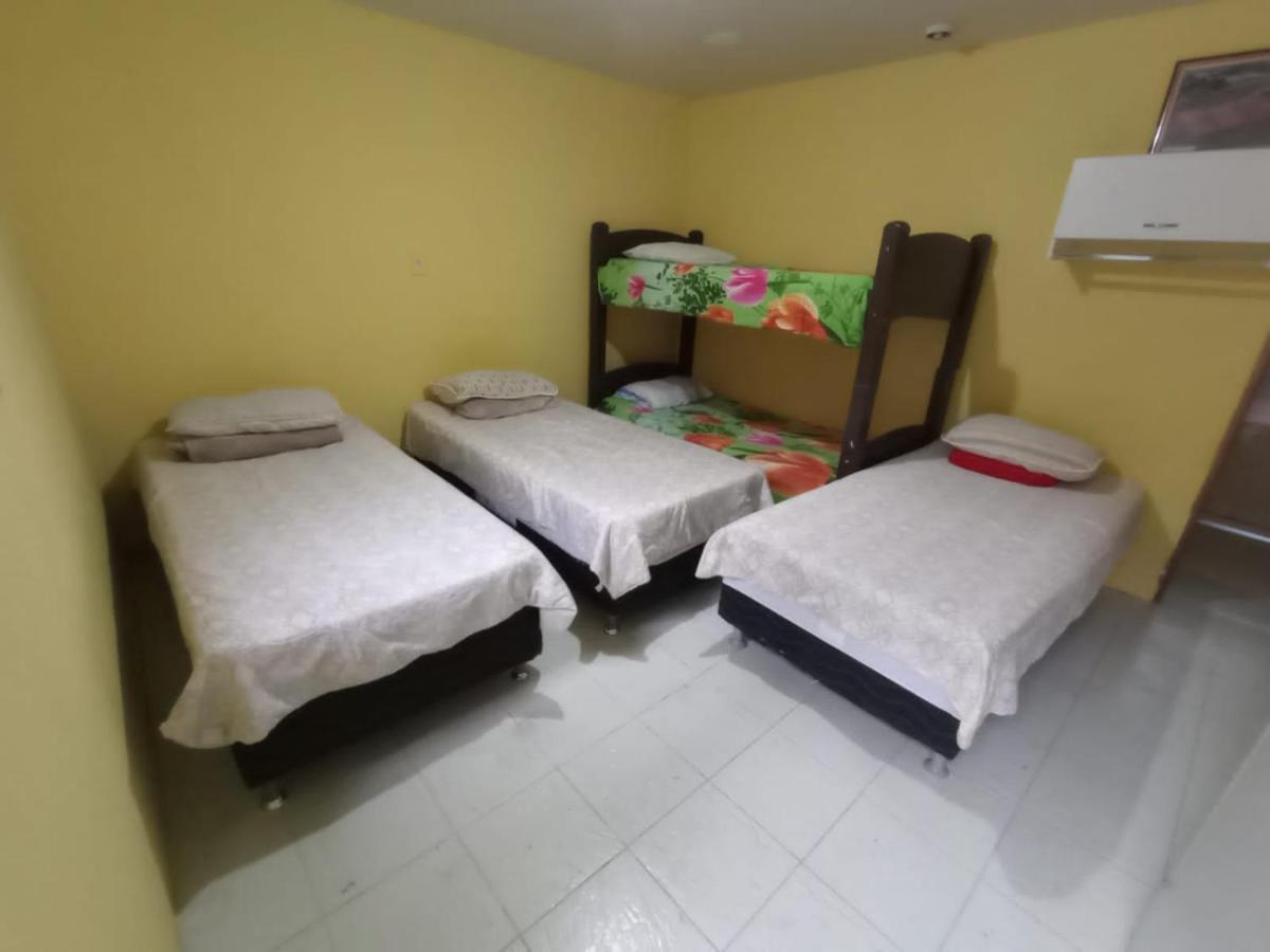 Hostel Office- Hospedagem Climatizada Quartos E Apartamentos Privativos Extrema Luaran gambar